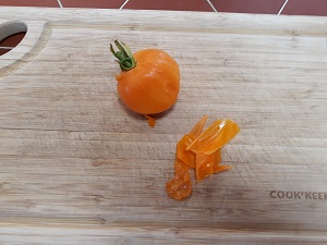 Éplucher les tomates sans les ébouillanter