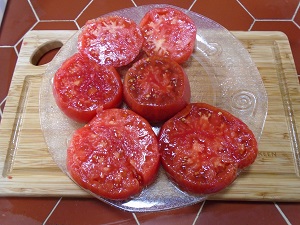 steaks de tomate grégory altaï snakés coupées