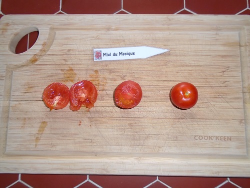 tomate découpé pour granité de tomates